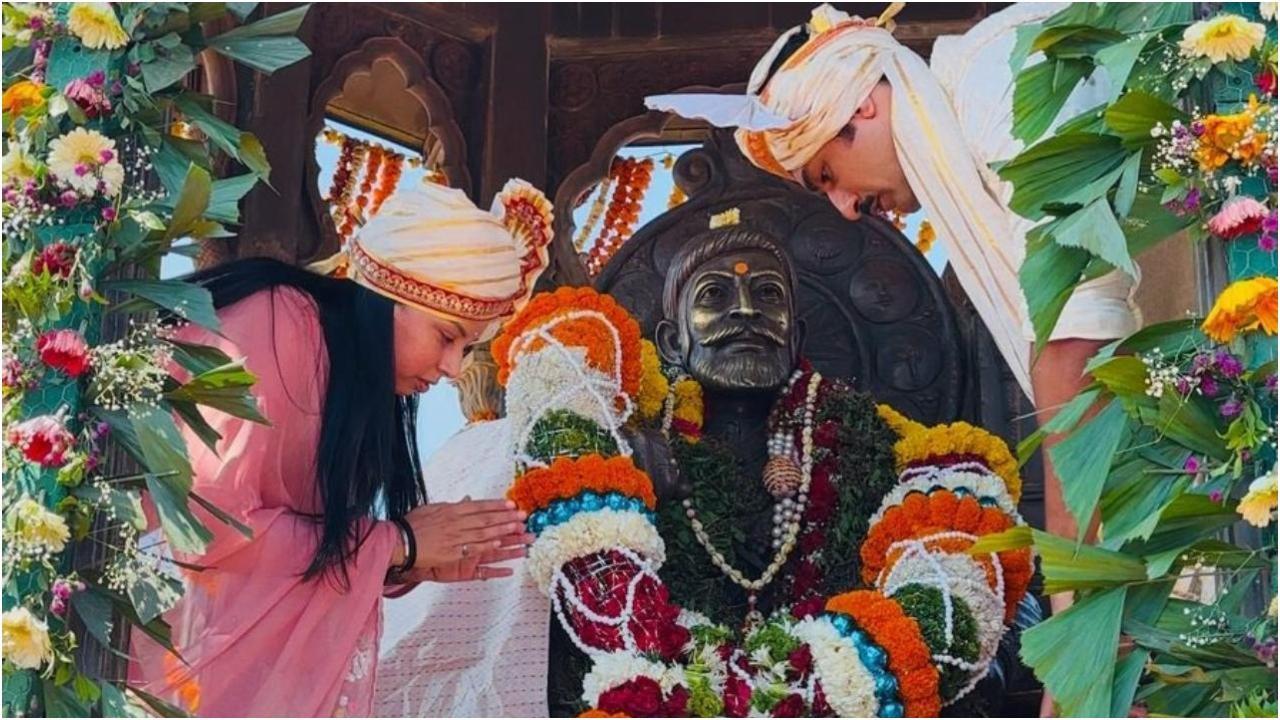 विक्की कौशल और अदिति तटकरे। तस्वीर/X