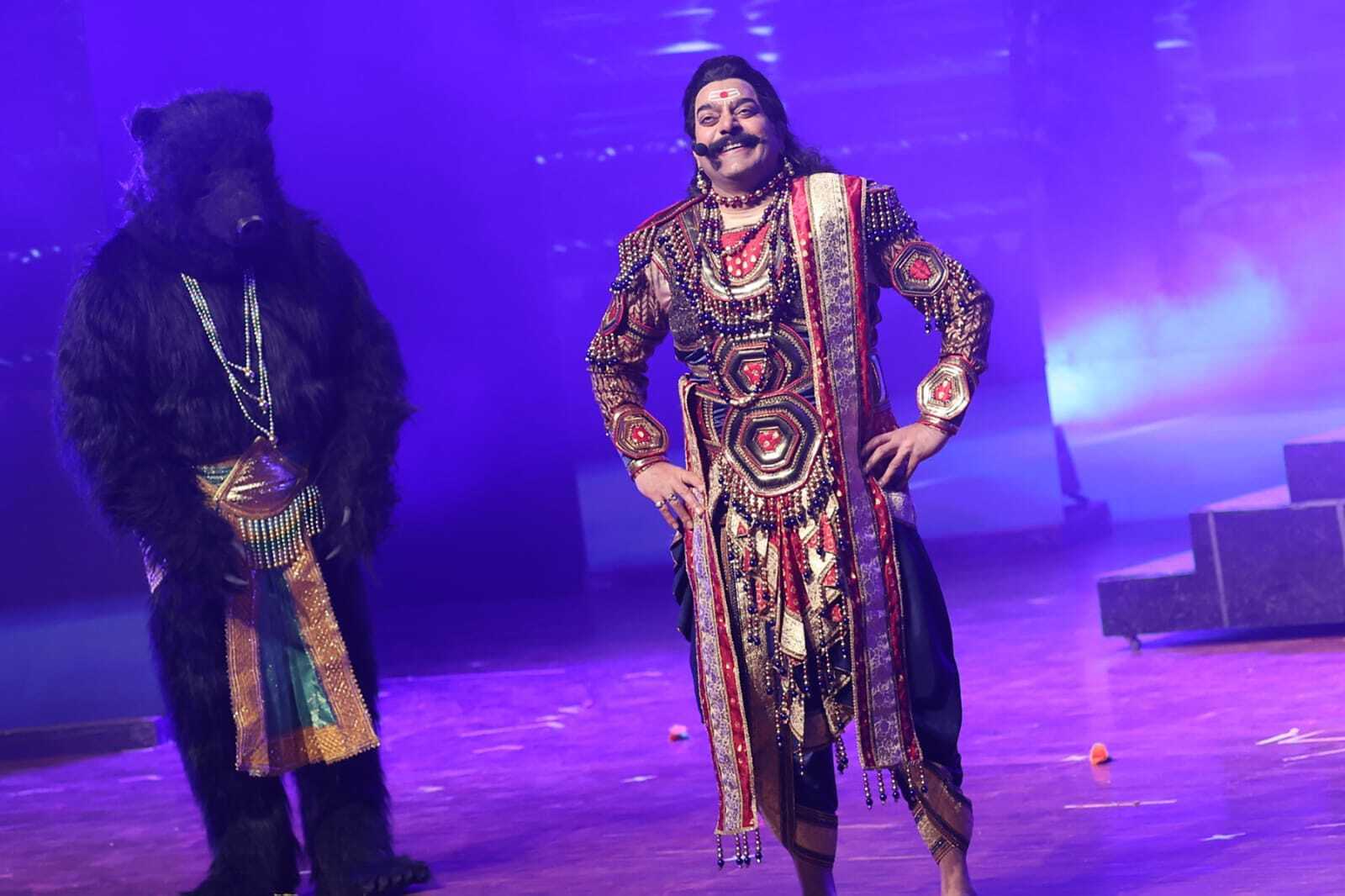 राम राज पर  किताब लिख चुके अभिनय के महारथी और ज्ञानी एक्टर आशुतोष राणा, बचपन से ही रावण का किरदार निभाना चाहते थे और `हमारे राम` प्ले के द्वारा उनका ये स्वप्न फलित हुआ हैं.  