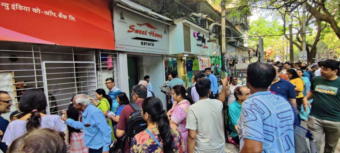 पिछले कुछ वर्षों में कई सहकारी बैंकों पर आरबीआई ने सख्त कार्रवाई की है. पीएमसी बैंक, सीकेपी को-ऑपरेटिव बैंक और कुछ अन्य बैंकों पर भी इसी तरह के प्रतिबंध लगाए गए थे. 