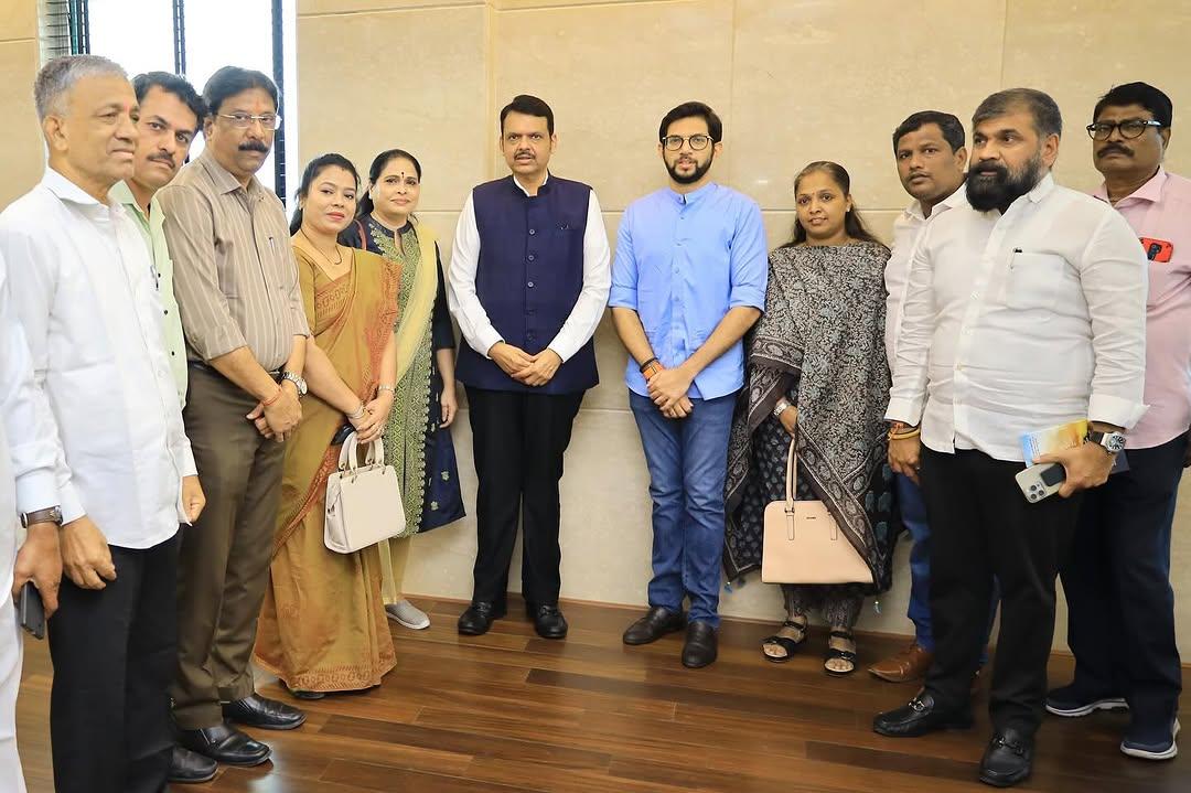 उन्होंने कहा, `वर्ली, माहिम, नायगांव और कुर्ला में पुलिस कॉलोनियों का निर्माण कार्य पिछले दो सालों से अटका हुआ है. इसे तुरंत शुरू करने की जरूरत है.`