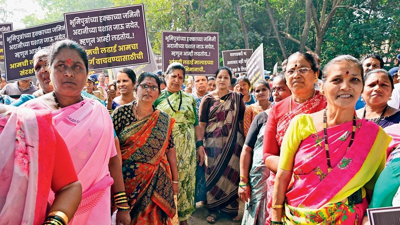 लेकिन स्थानीय निवासियों ने आरोप लगाया कि अधिकारी बिना पूर्व सूचना या औपचारिक चर्चा के सीधे सर्वेक्षण के लिए आ गए.