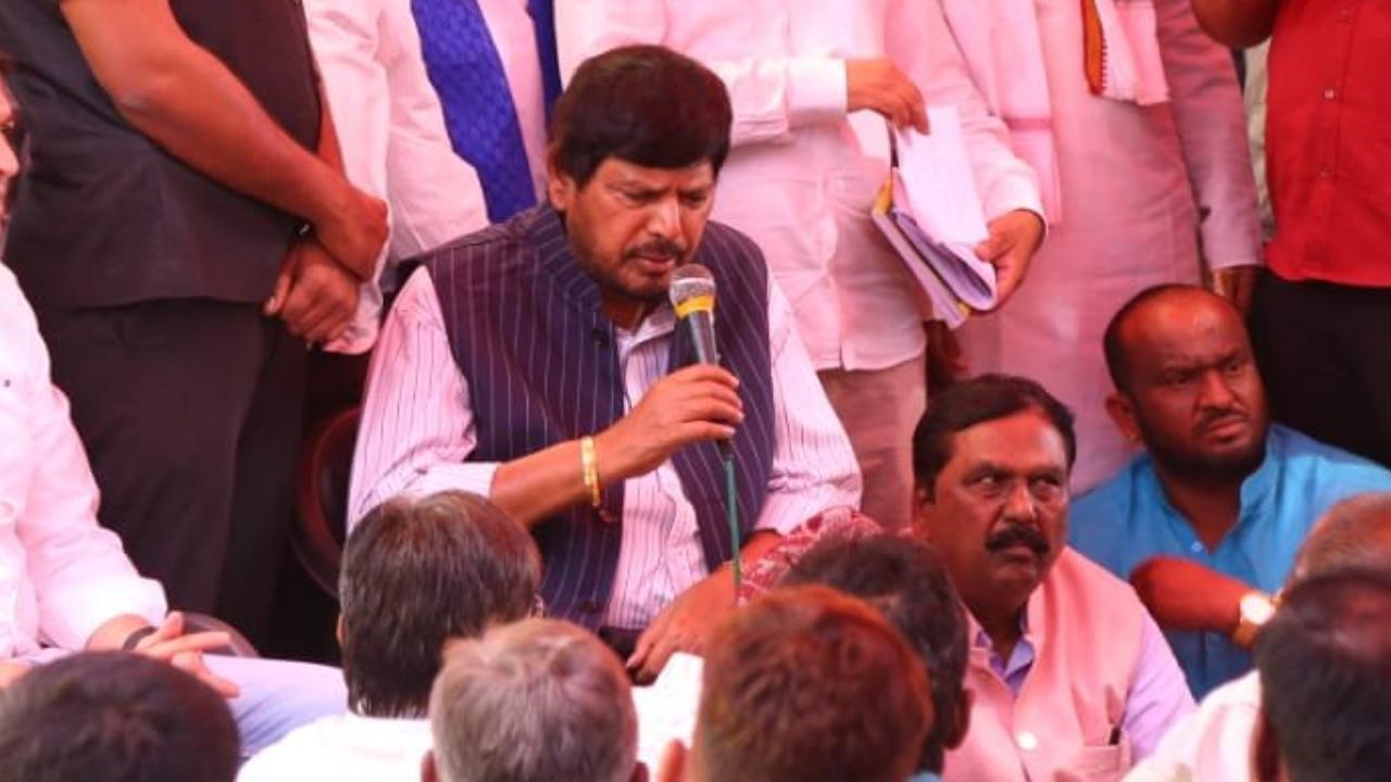 X/Pics, Ramdas Athawale