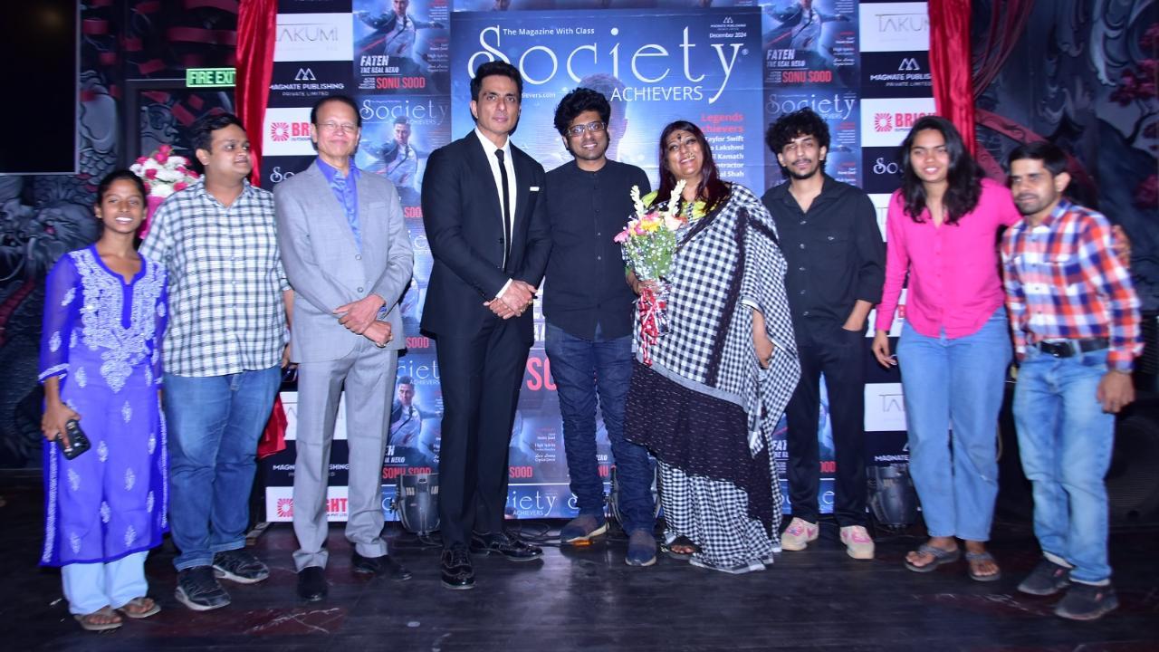 अपने आप को सोसाइटी मैगज़ीन के कवर पेज पर देखना सोनू सूद के लिए अपना सा लगा क्योंकि इस मैगज़ीन के साथ उनका बहुत सालों का पुराना रिश्ता हैं जब वो स्ट्रगल करते थे.
