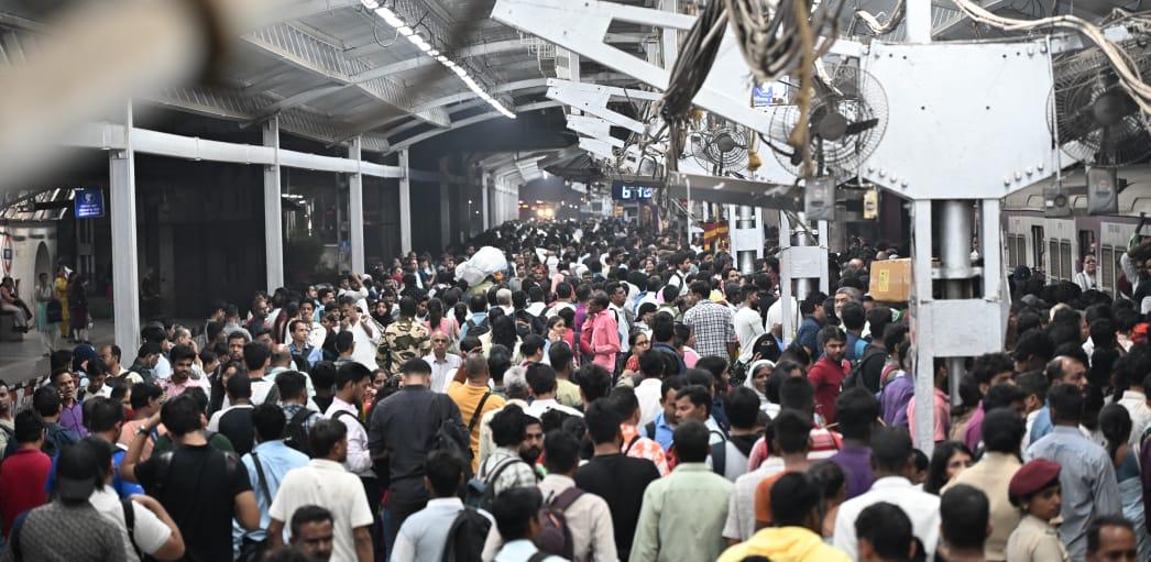 एक यात्री ने कहा, 