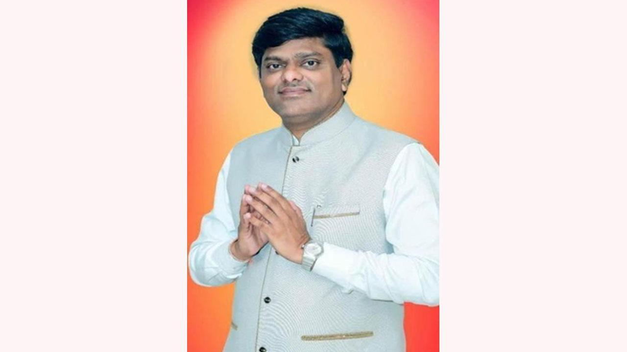ध्यानगुरु रघुनाथ येमूल गुरुजी