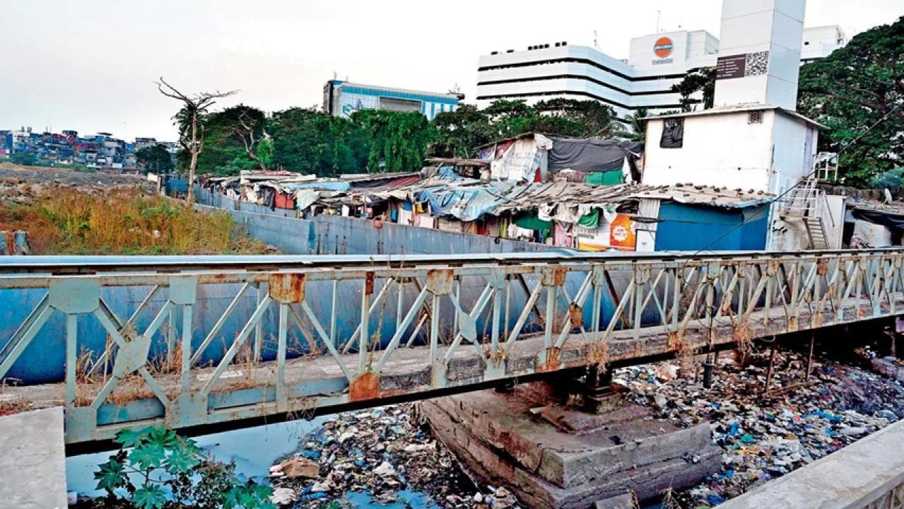 Iबीकेसी में पॉड टैक्सी परियोजना पर पर्यावरणीय प्रभाव पर विशेषज्ञों का सवाल