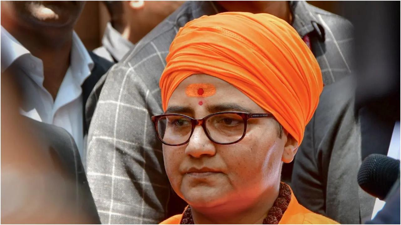 अदालत में प्रज्ञा ठाकुर. तस्वीर/पीटीआई