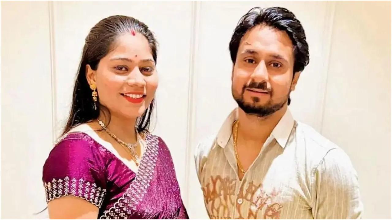 राजा रघुवंशी और सोनम की फाइल फोटो