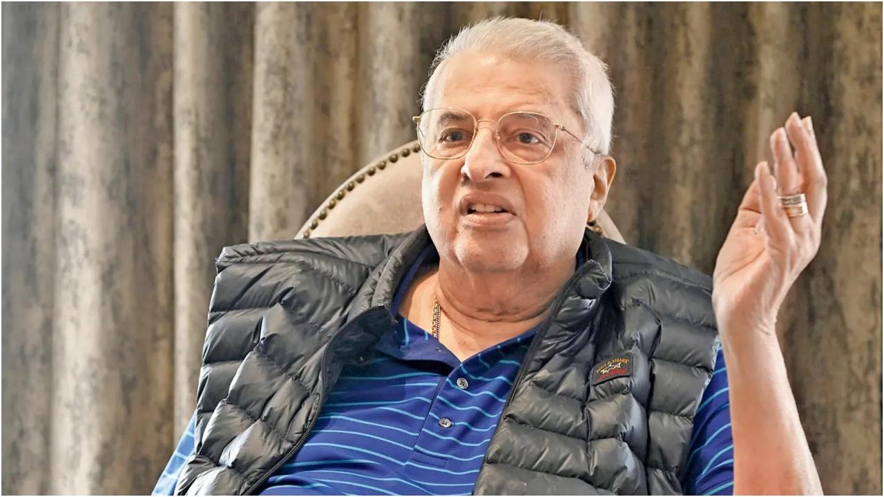 रवि घई अपने नरीमन पॉइंट स्थित आवास पर. तस्वीरें/आशीष राजे