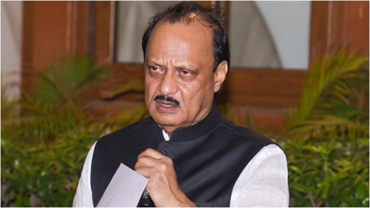 Iअजित पवार ने लगाई नितिन गडकरी से राजमार्गों को चौड़ा करने की गुहार