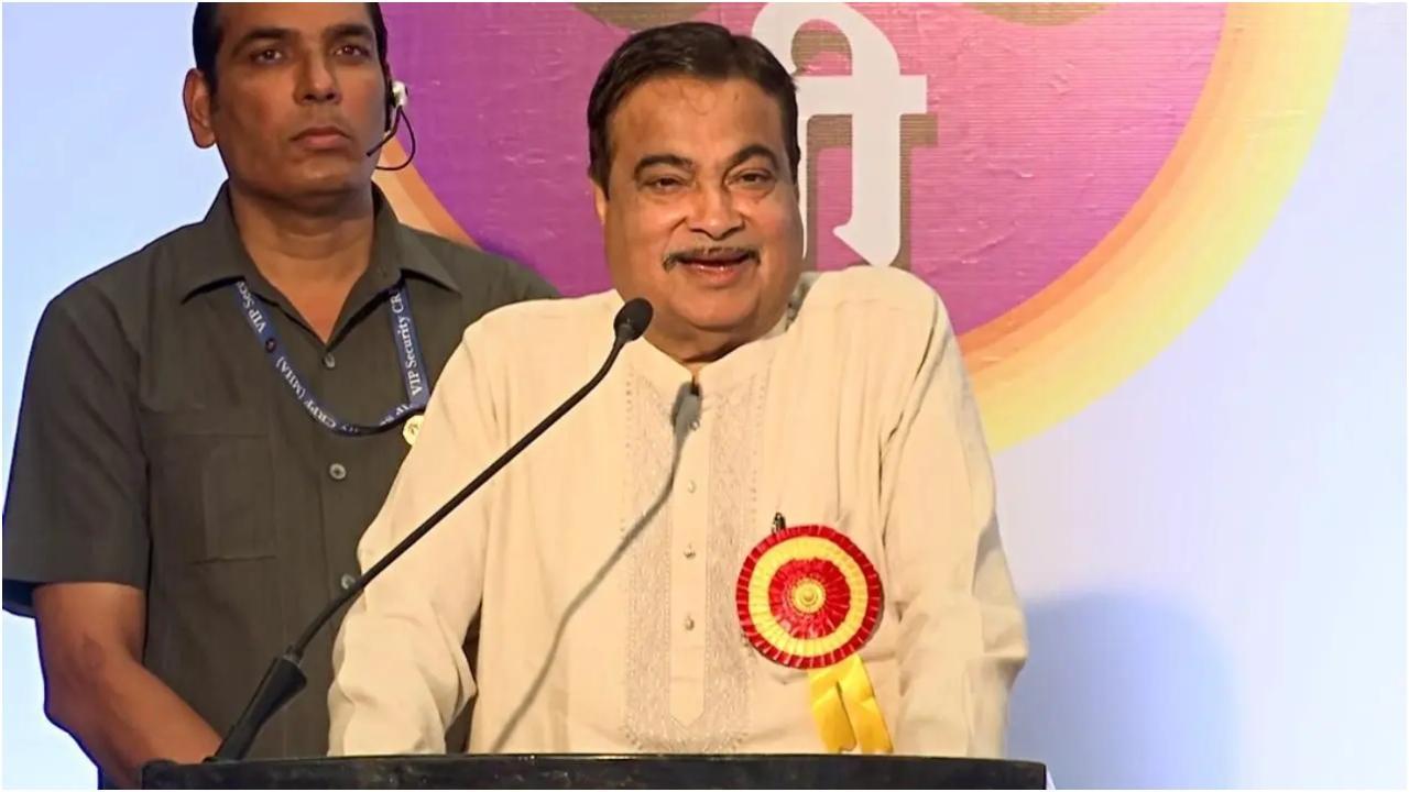 केंद्रीय मंत्री नितिन गडकरी. फाइल फोटो