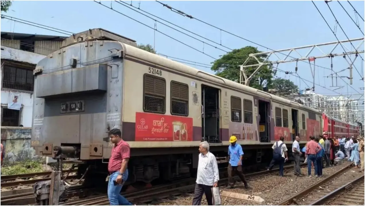 IMumbai: ट्रेन की चपेट में आया व्यक्ति, हार्बर लाइन रही बाधित