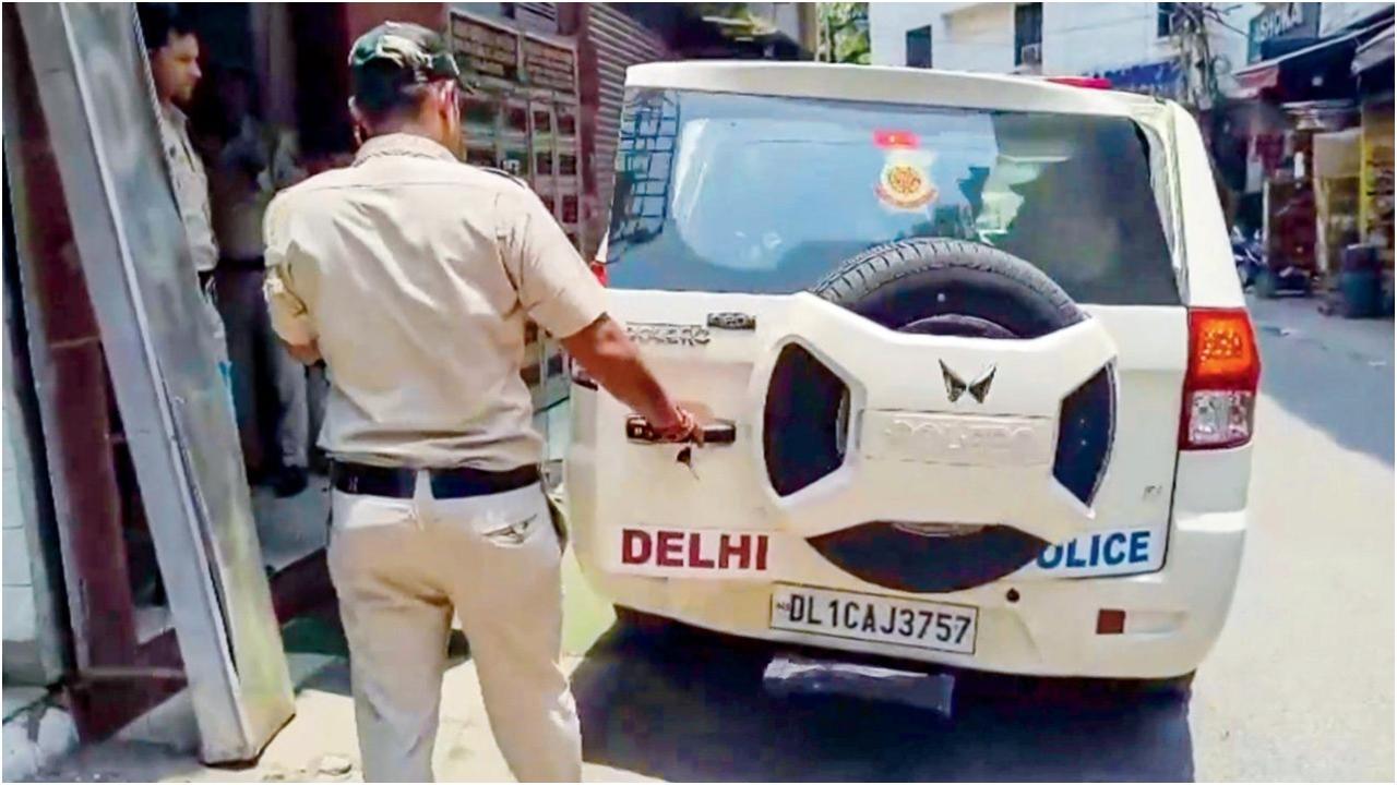 पुलिस ने जांच शुरू कर दी है. तस्वीर/पीटीआई