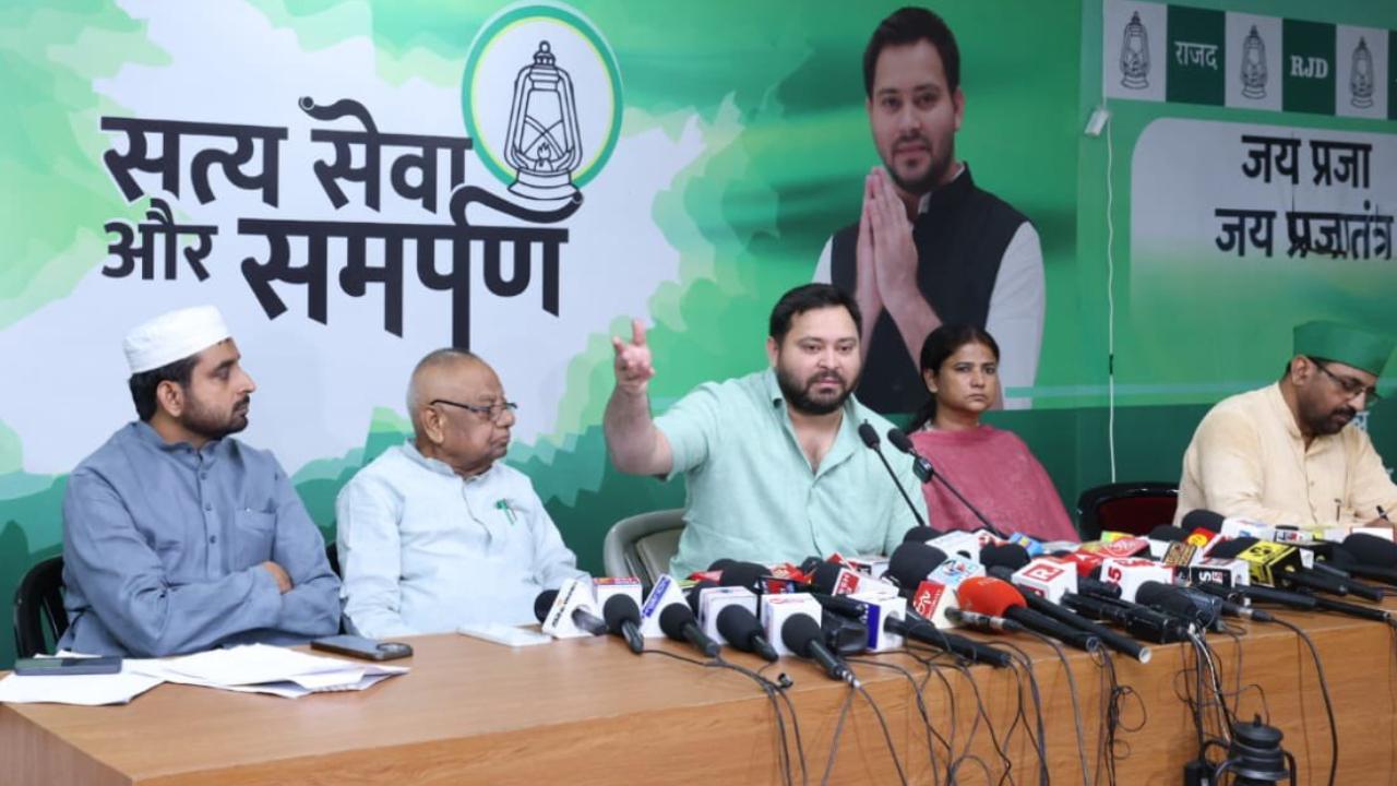 X/Pics, Tejashwi Yadav