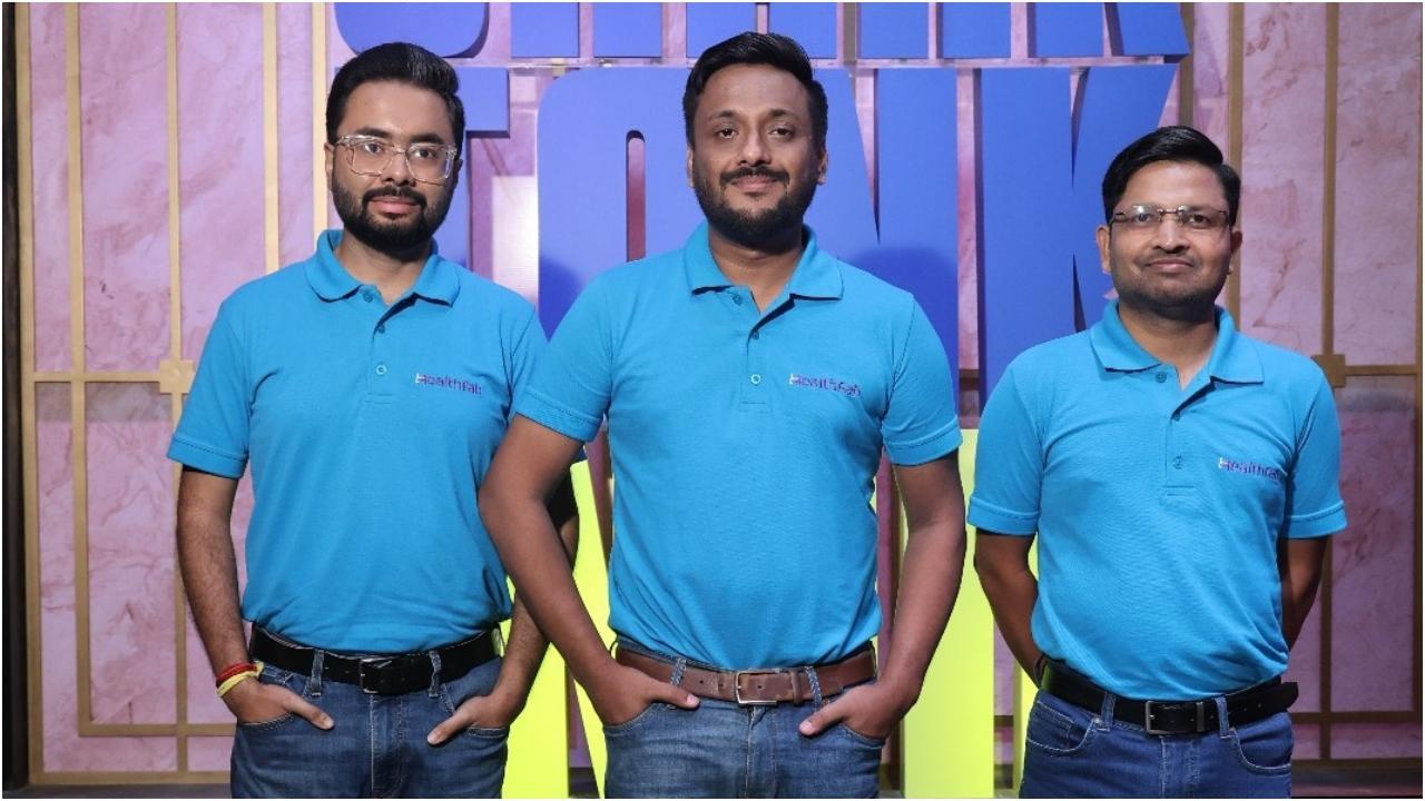किरीती अचार्जी, सत्यजीत चक्रवर्ती, और सौरव चक्रवर्ती