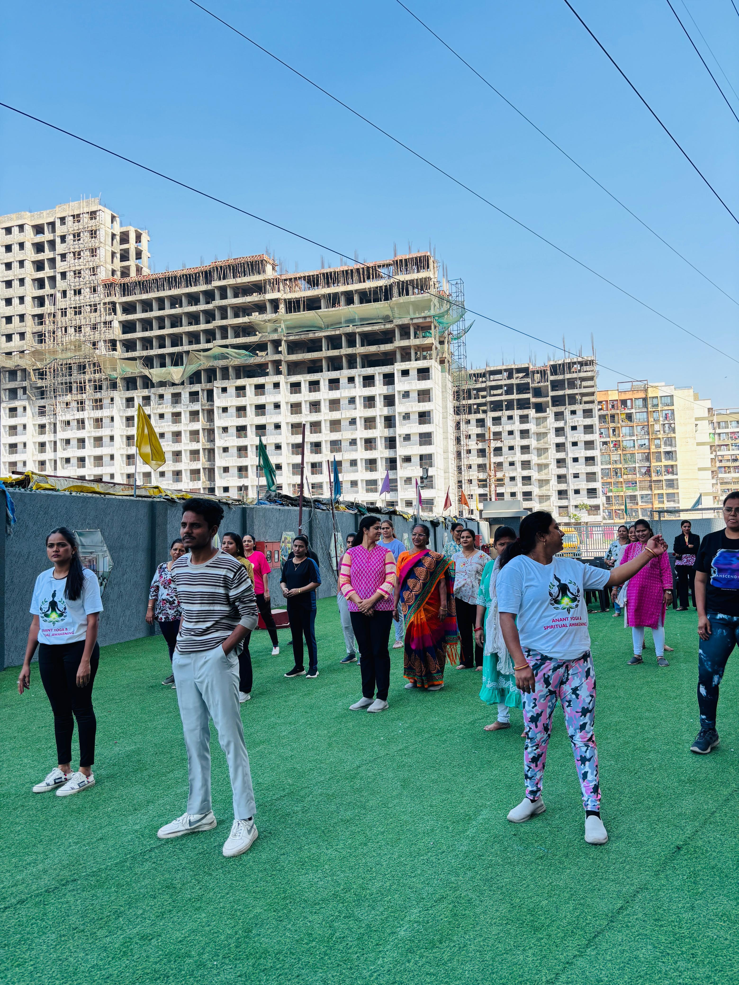 इसके अलावा, अविनाव वर्मा ने आकर्षण के नियम और सकारात्मक विचारों पर एक प्रेरणादायक व्याख्यान दिया, जिसने सभी उपस्थित लोगों को मानसिक रूप से सशक्त बनाने में मदद की.