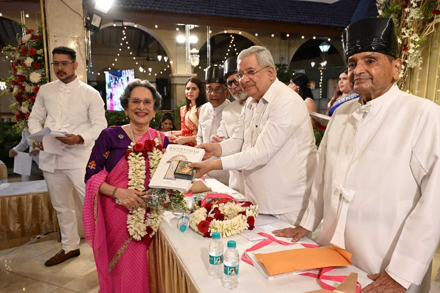 वाटरनामा किताब के विमोचन से यह दिन और भी खास बन गया, जिसमें पानी की उपलब्धता और संरक्षण पर प्रकाश डाला गया.