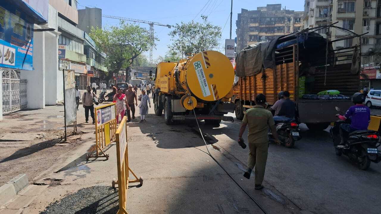क्या यह आम धारावीवासियों के लिए था, या सिर्फ एक बड़े नेता को खुश करने का दिखावा?
