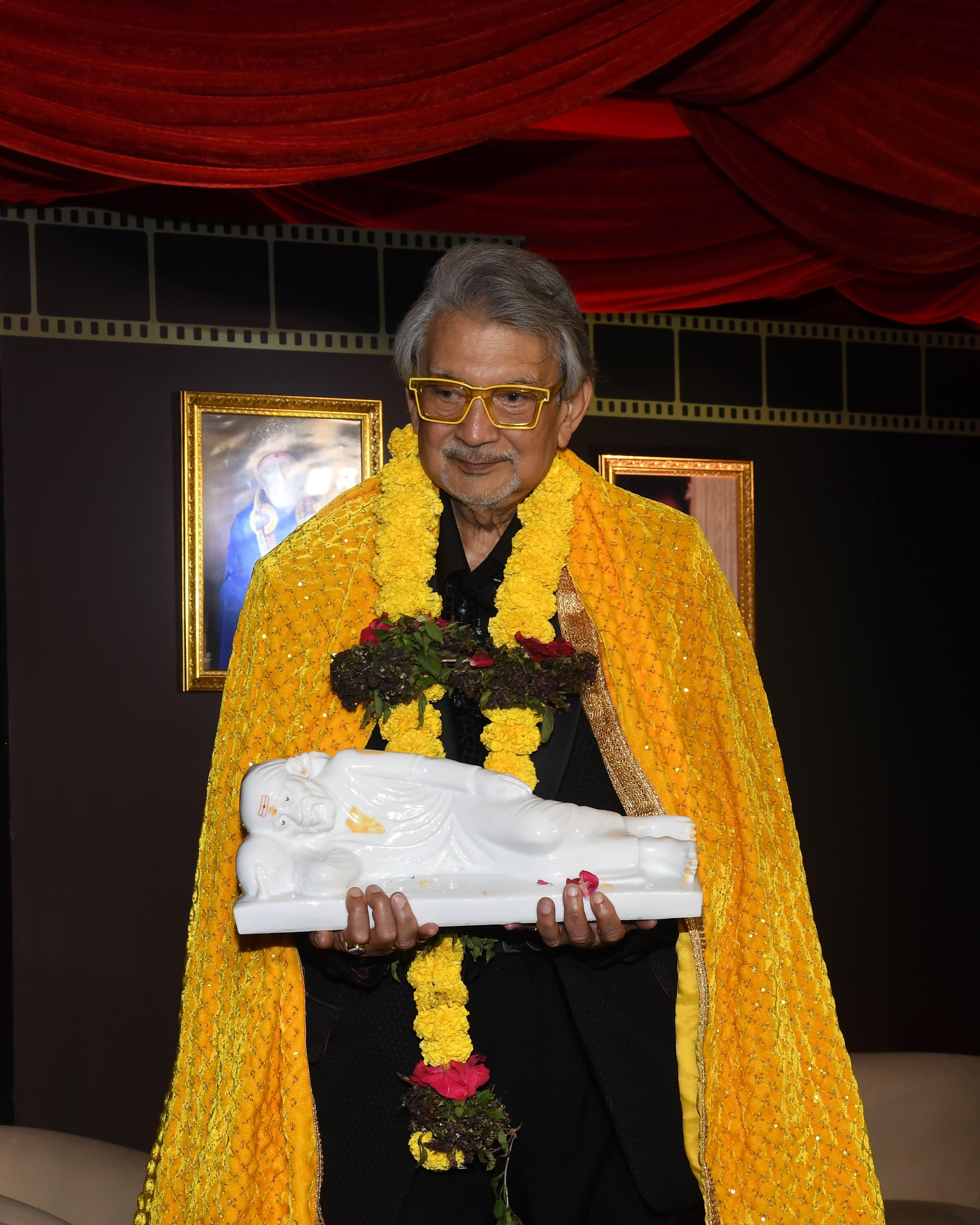राजन कहते हैं, 