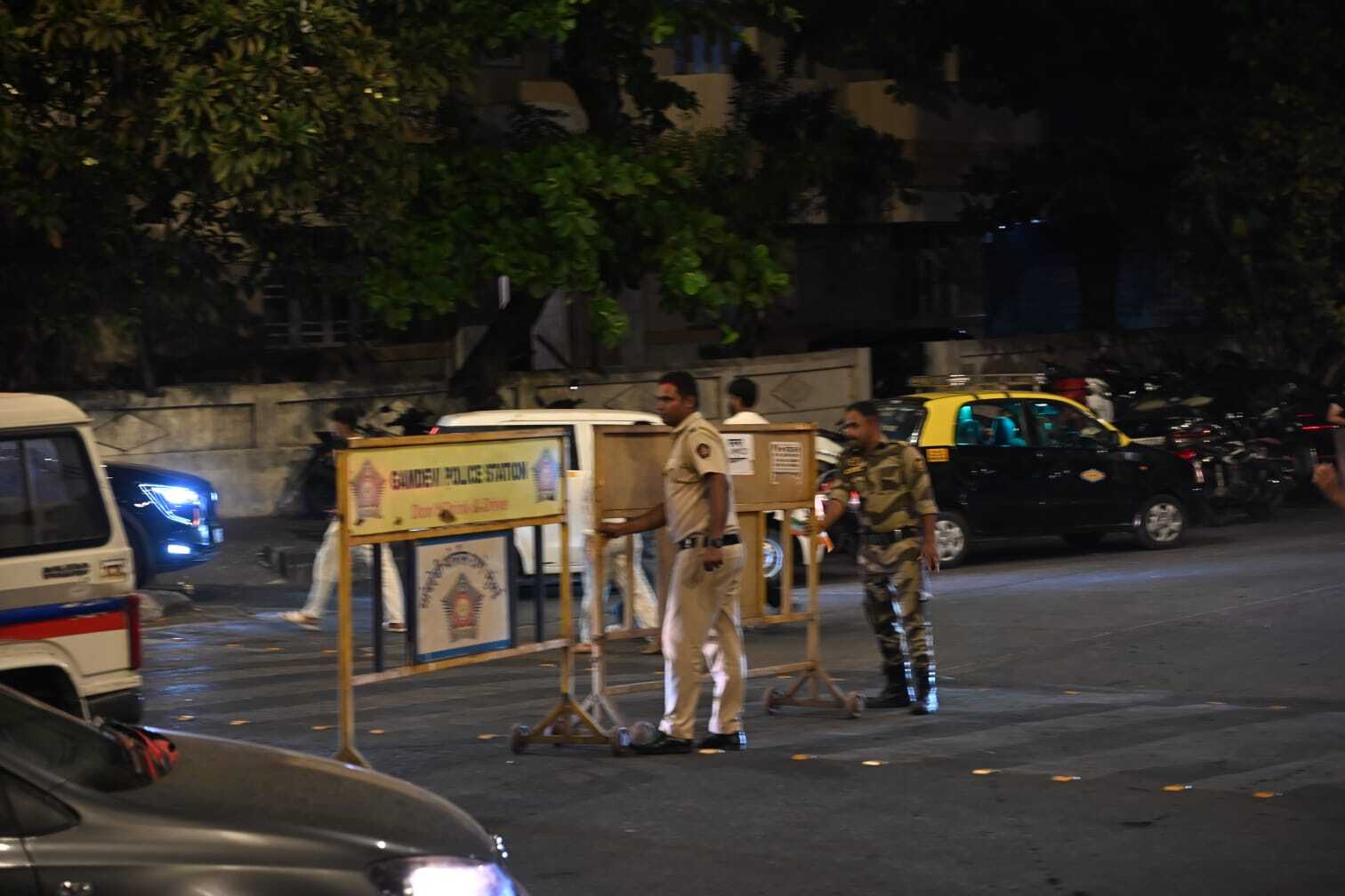 भारतीय बल्लेबाजों और गेंदबाजों ने शानदार प्रदर्शन किया, जिससे टीम को 12 साल बाद यह बड़ी सफलता मिली. फाइनल मुकाबले में भारतीय गेंदबाजों और बल्लेबाजों ने बेहतरीन प्रदर्शन कर विरोधी टीम को पूरी तरह बैकफुट पर धकेल दिया. जीत के बाद, विराट कोहली, रोहित शर्मा, जसप्रीत बुमराह और मोहम्मद सिराज जैसे खिलाड़ियों को फैंस ने जमकर सराहा.