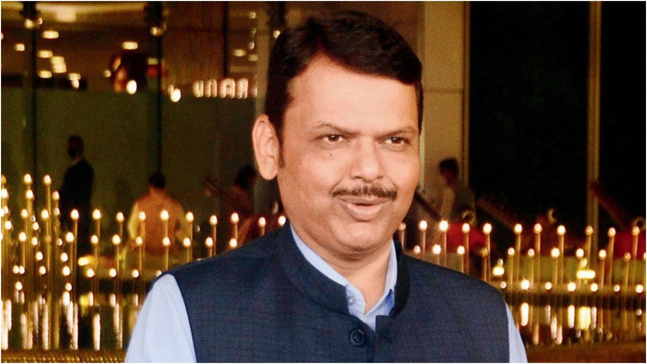 Iसरकार कसेगी हुक्का बार के ऑपरेटर्स, वेप वेंडर्स और भ्रष्ट पुलिस वालों पर शिकंजा