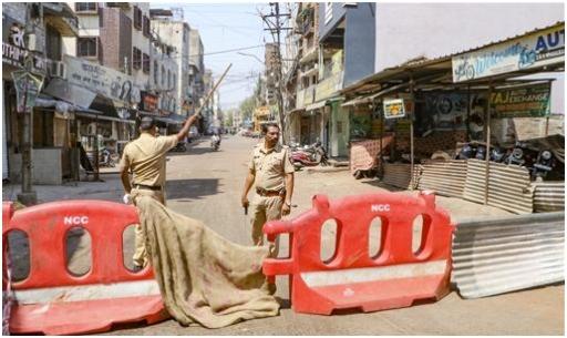 पुलिस ने लोगों से शांत रहने, गलत सूचना फैलाने से बचने और कानून को अपने हाथ में न लेने की अपील की है. जांच जारी है, और पुलिस द्वारा झड़पों में शामिल अपराधियों की पहचान करने के साथ ही और गिरफ्तारियां होने की उम्मीद है.