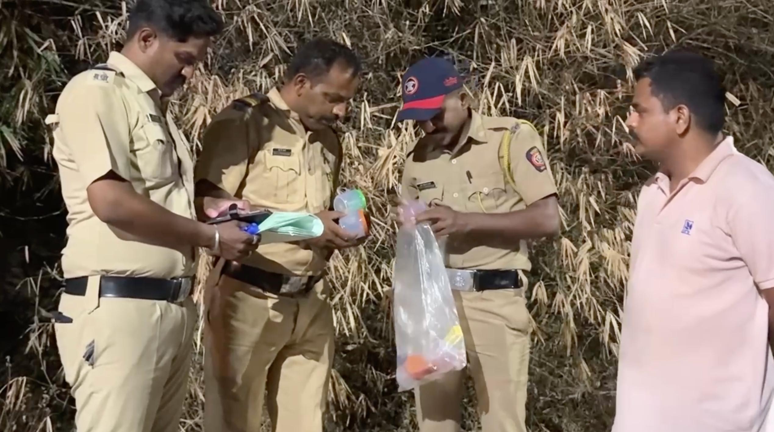 इस घटना के बाद से विरार और आसपास के इलाकों में डर और तनाव का माहौल है. पुलिस ने स्थानीय लोगों से अपील की है कि अगर किसी को कोई संदिग्ध गतिविधि दिखे तो तुरंत पुलिस को सूचित करें.