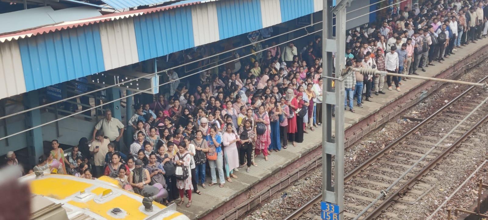 भारत मौसम विज्ञान विभाग (IMD) के ताजा बुलेटिन के अनुसार, मुंबई और उसके उपनगरों में बुधवार को दिनभर बादल छाए रहेंगे और मध्यम से भारी बारिश की संभावना बनी रहेगी. 