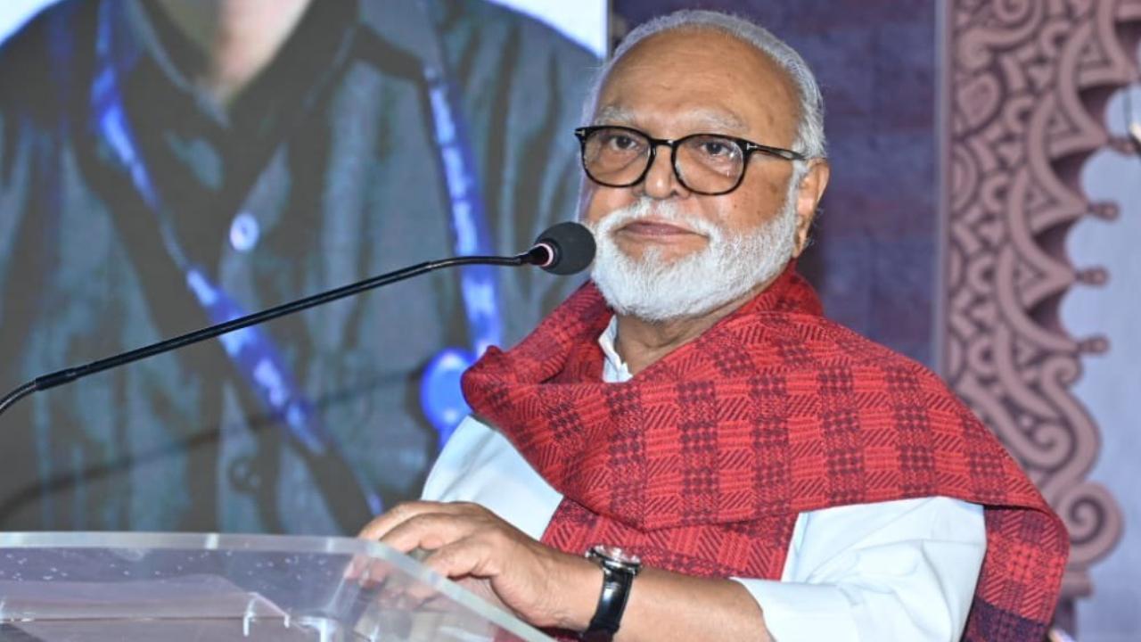 Iमहाराष्ट्र कैबिनेट में आज शामिल होंगे छगन भुजबल, लेंगे मंत्री पद की शपथ
