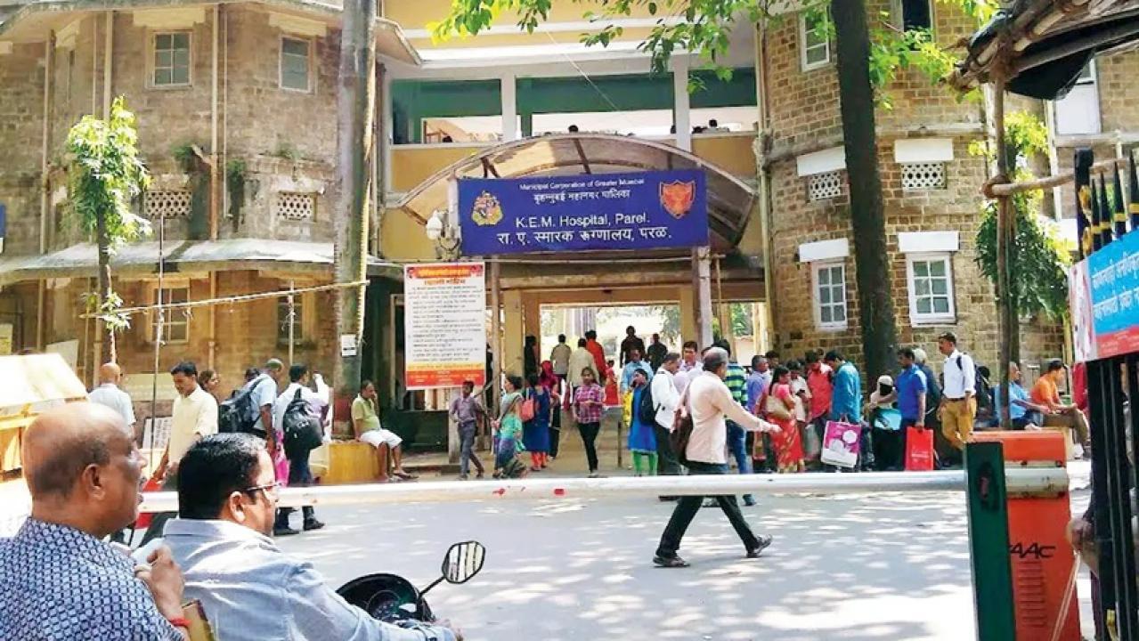 Iकेईएम अस्पताल ने 58 वर्षीय महिला की मौत पर कोविड-19 कनेक्शन से किया इनकार