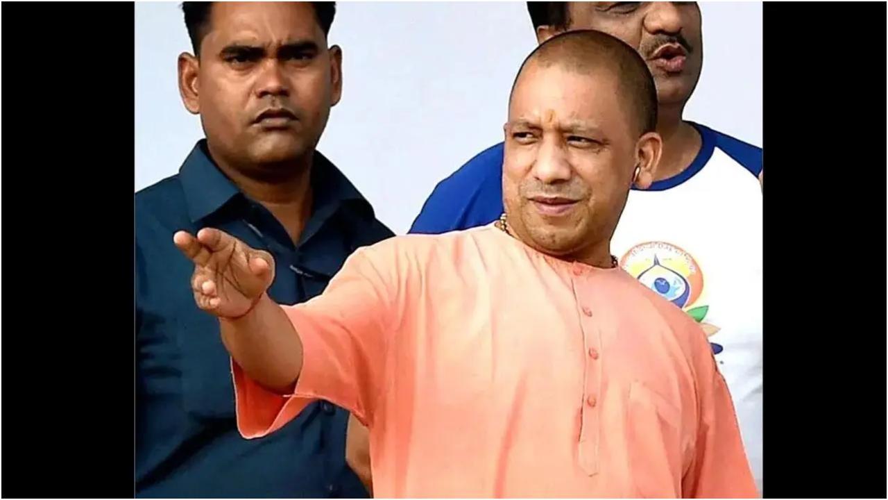 योगी आदित्यनाथ (फाइल फोटो सौजन्य: मिड-डे)