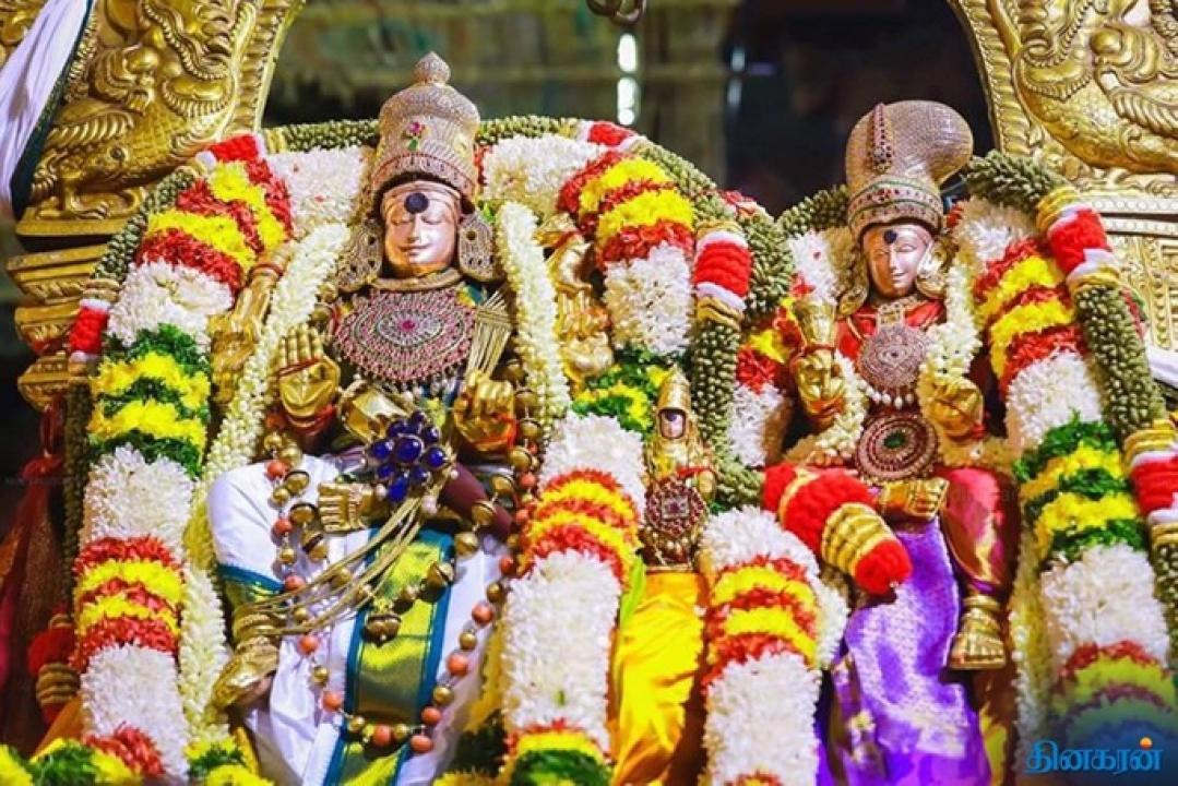 Iमदुरै में कल्लाझागर चिथिराई महोत्सव की धूम, श्रद्धालुओं का उमड़ा जनसैलाब