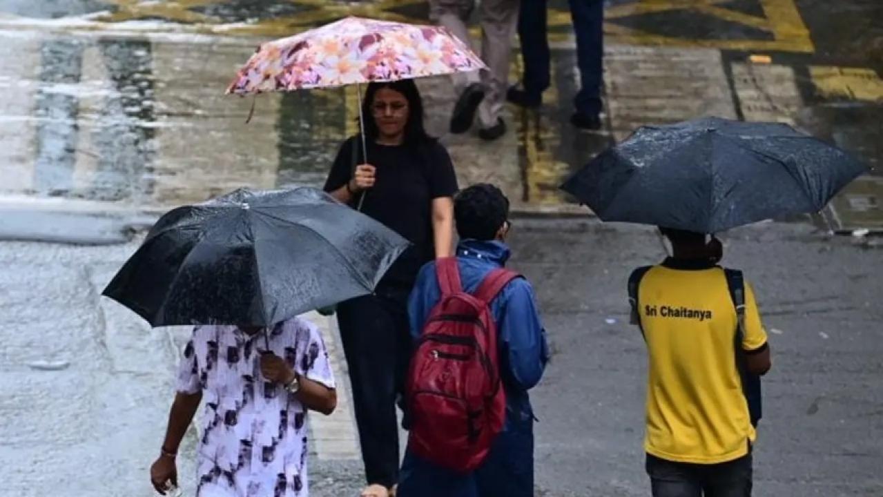 IIMD का अलर्ट: मुंबई में अगले कुछ घंटों में तेज आंधी और मूसलाधार बारिश की संभावना