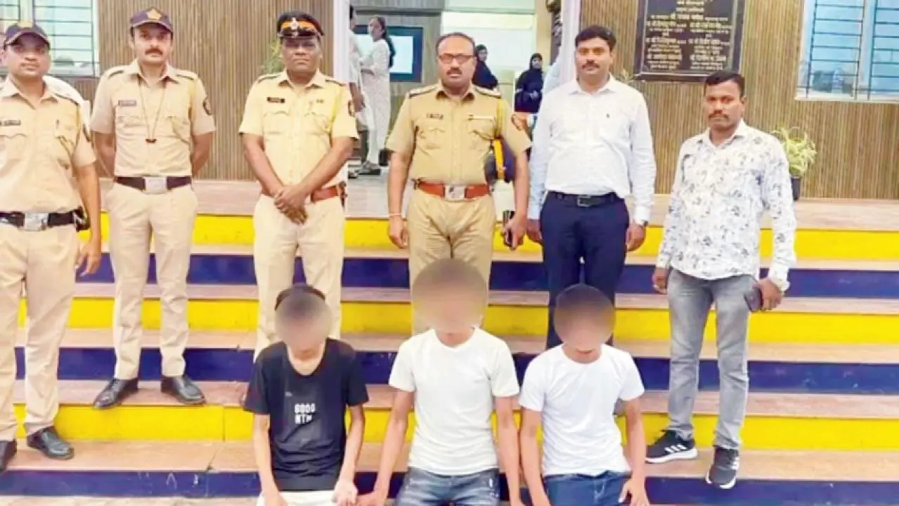 I13 मई की रात ईस्टर्न एक्सप्रेसवे पर हुआ स्टंट वायरल, तीन गिरफ्तार