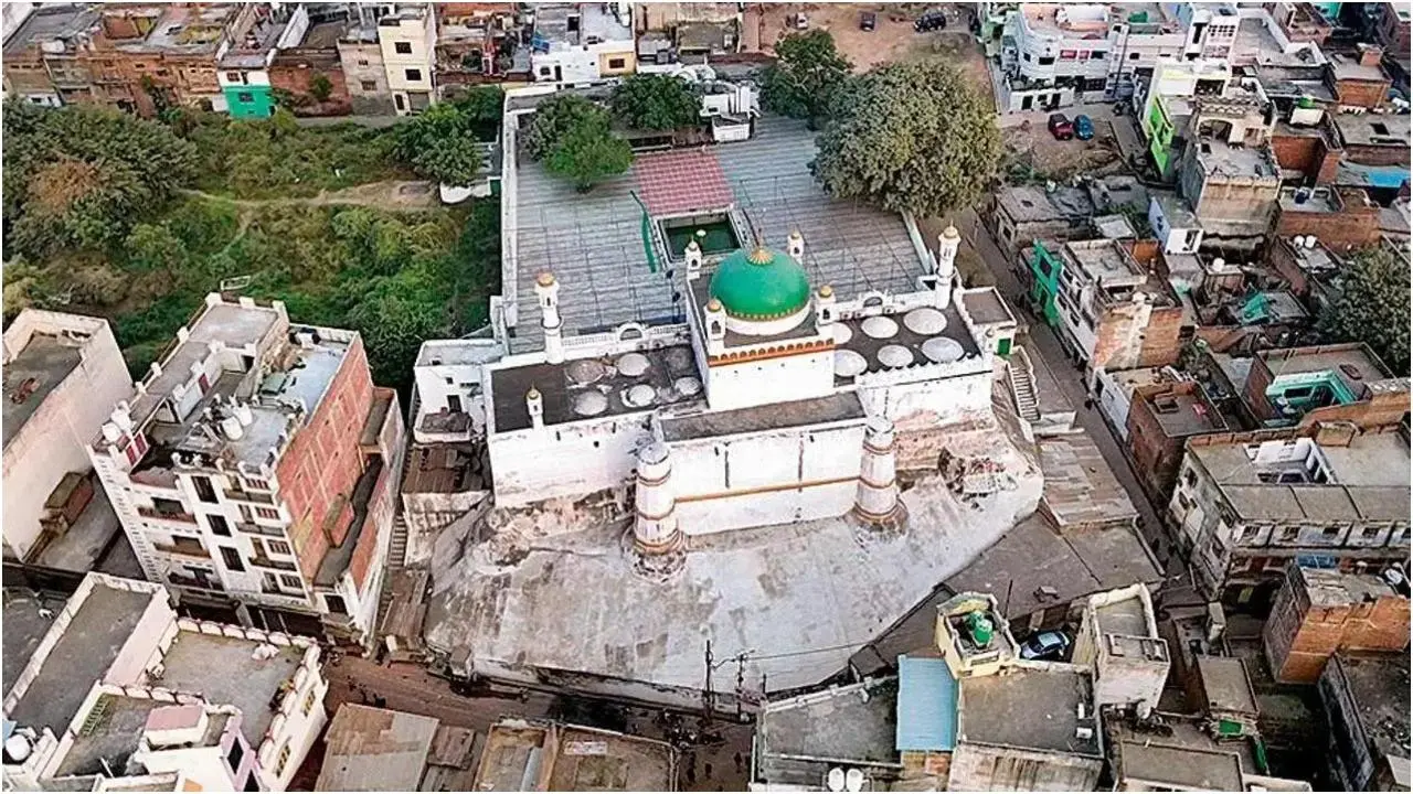 शाही जामा मस्जिद, संभल का हवाई दृश्य