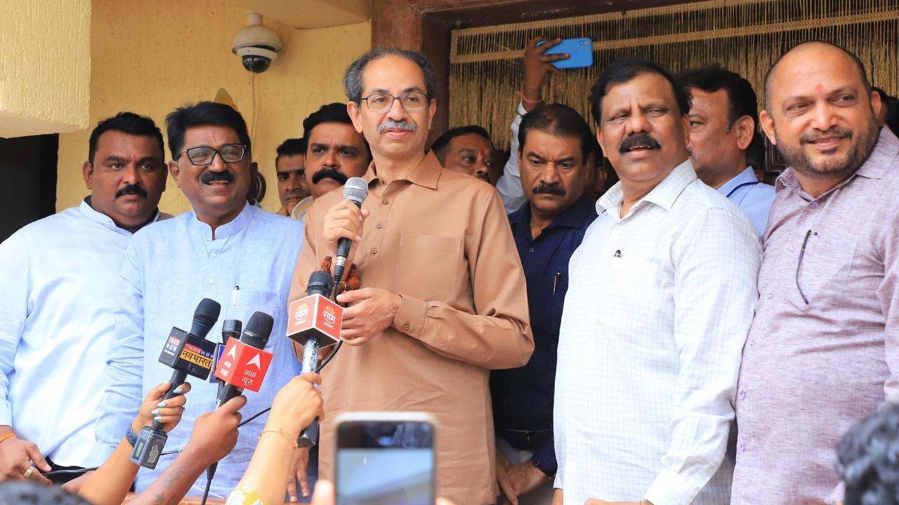 Iउद्धव ठाकरे ने मातोश्री पर भारतीय कामगार सेना को भरोसा दिलाया, कहा- हमेशा साथ..