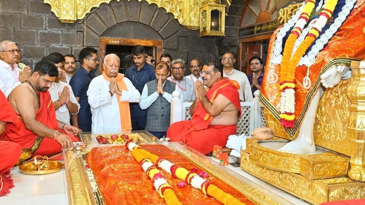 Instagram Photos / Shri Saibaba Shirdi Live Darshan