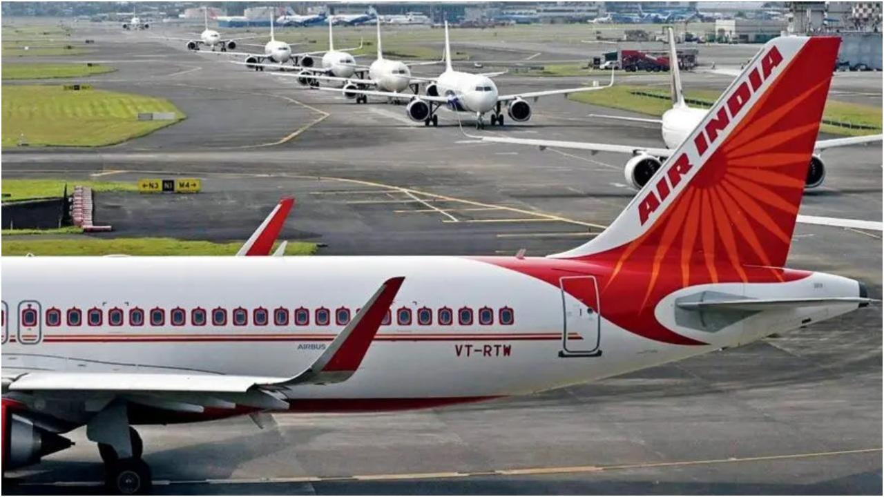 Iबांग्लादेश एयरपोर्ट पर भीषड़ आग, एयर इंडिया दिल्ली-ढाका उड़ान में देरी