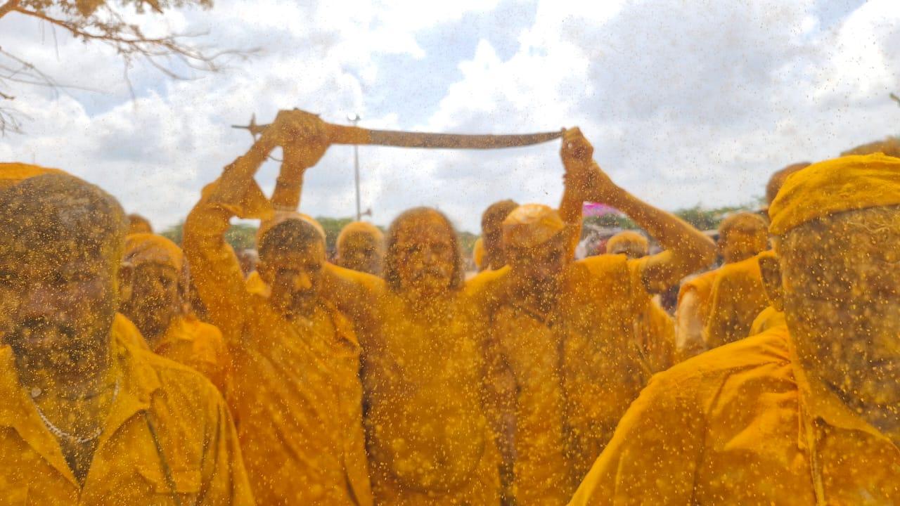 यात्रा की तस्वीरें और वीडियो पूरे महाराष्ट्र और पड़ोसी राज्यों में उत्साह और श्रद्धा का संदेश फैलाते हैं.