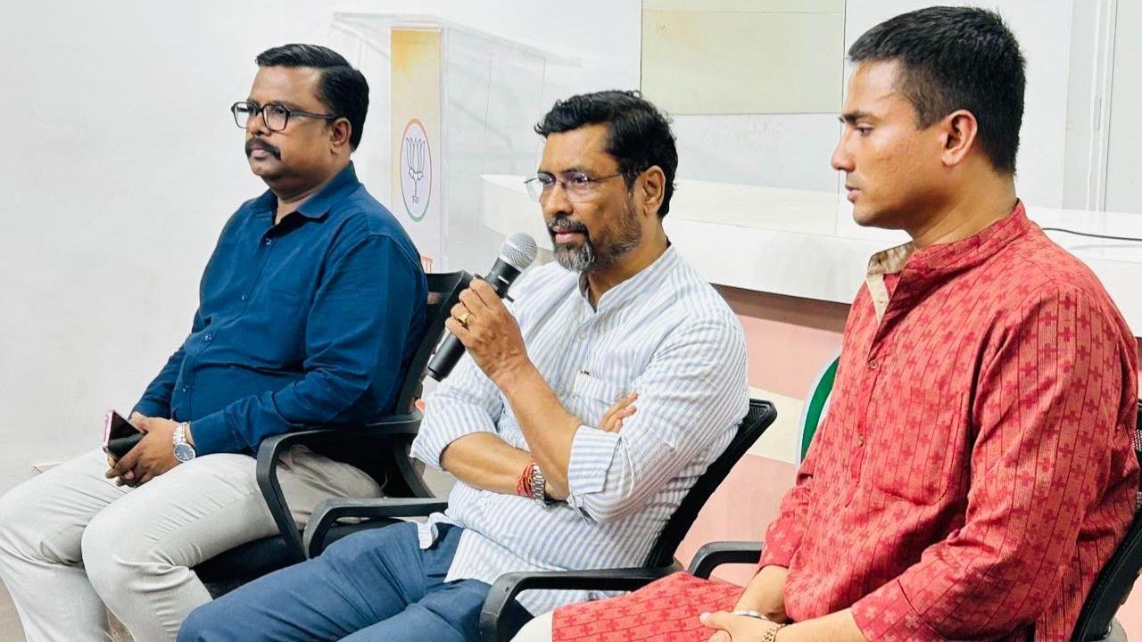 I`बालासाहेब और प्रमोद महाजन की दोस्ती से हिंदुत्व हुआ मजबूत`- बोले केशव उपाध्ये 