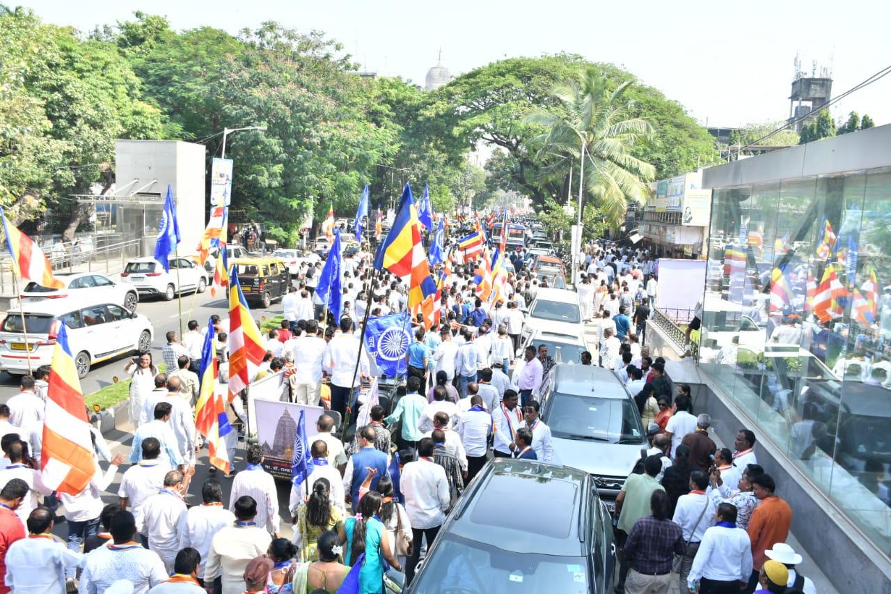 उन्होंने केंद्र और बिहार सरकार से अपील की कि जल्द से जल्द इस पवित्र स्थल का प्रबंधन बौद्ध समाज के हाथ में दिया जाए, ताकि इसके धार्मिक, सांस्कृतिक और ऐतिहासिक महत्व की रक्षा सुनिश्चित हो सके.