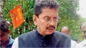 शिवसेना विधायक और महाराष्ट्र के पूर्व शिक्षा मंत्री दीपक केसरकर 2019 में एक रैली में। फ़ाइल तस्वीर/सतेज शिंदे