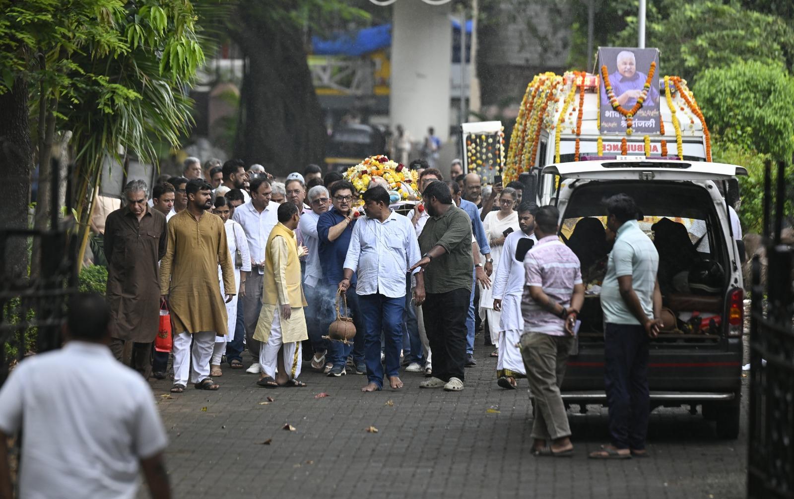 ‘ये जो है जिंदगी’, ‘साराभाई बनाम साराभाई’, ‘जाने भी दो यारों’, ‘मैं हूं ना’, ‘कल हो ना हो’ और ‘ओम शांति ओम’ जैसी फिल्मों और धारावाहिकों में उनके किरदार आज भी दर्शकों की यादों में ताज़ा हैं.
