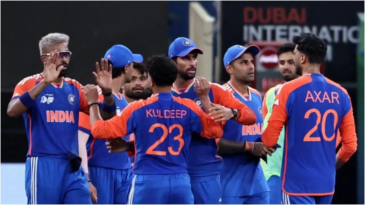 एशिया कप 2025 के दौरान विकेट का जश्न मनाती टीम इंडिया (तस्वीर: फाइल फोटो)