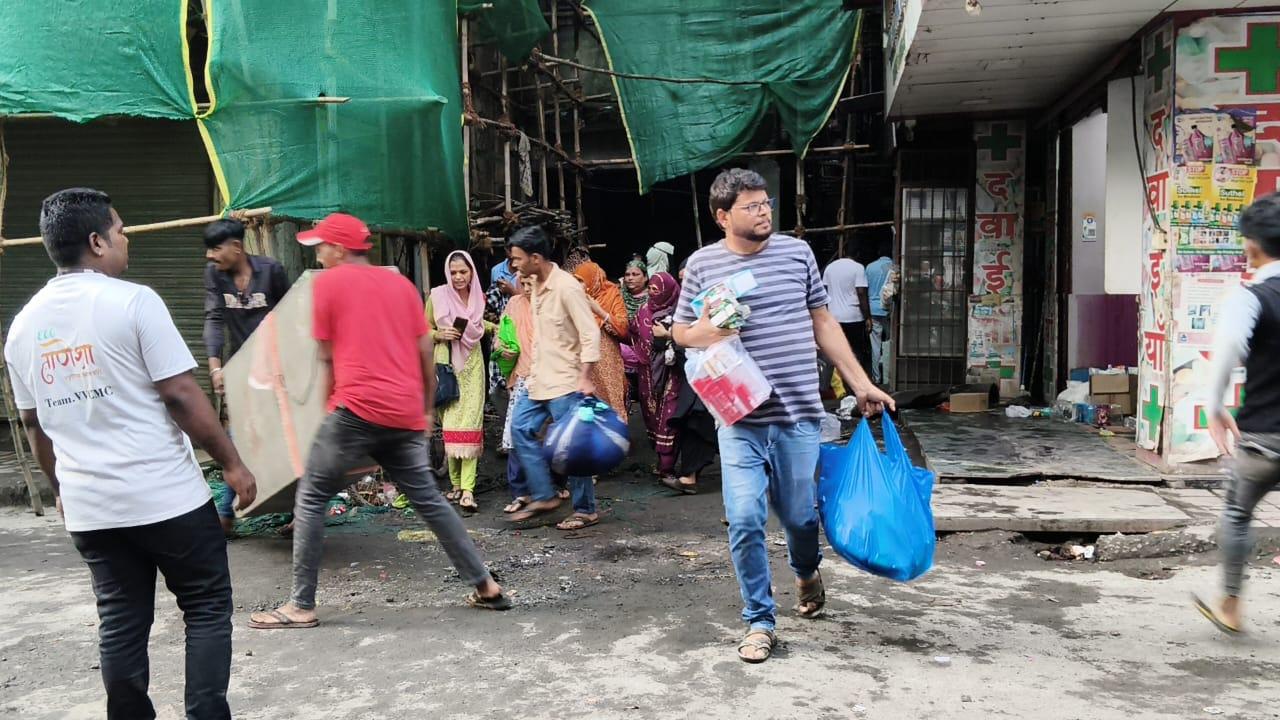 निवासी अज़र शेख ने बताया कि सोसाइटी ने उसी दिन दोपहर 3 बजे मरम्मत पर चर्चा के लिए बैठक बुलाई थी. लेकिन जब निरीक्षण किया गया तो खंभों में गंभीर दरारें मिलीं और इमारत झुकी हुई पाई गई. इस पर सभी निवासियों ने बिना समय गंवाए इमारत खाली करने का फैसला लिया.