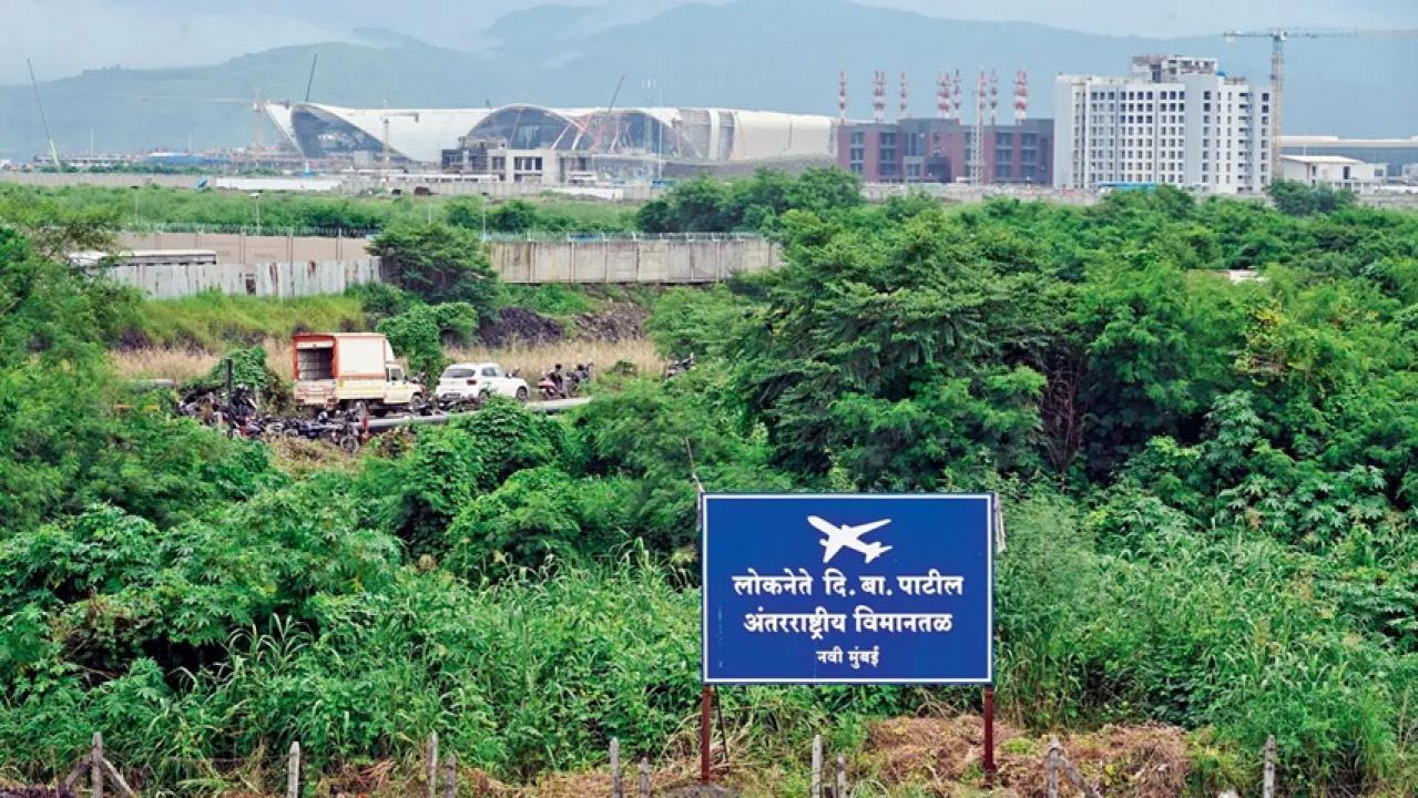 Iउल्वे खाड़ी और माथेरान पर्वतमाला के बीच अब शुरू हुआ नवी मुंबई हवाई अड्डा निर्माण