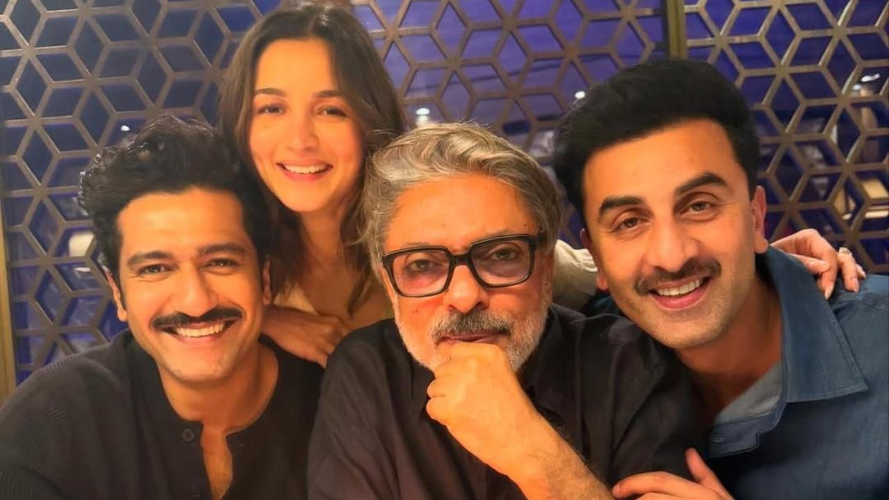  लव एंड वॉर फिल्म 20 मार्च 2026 को रिलीज होने वाली है.